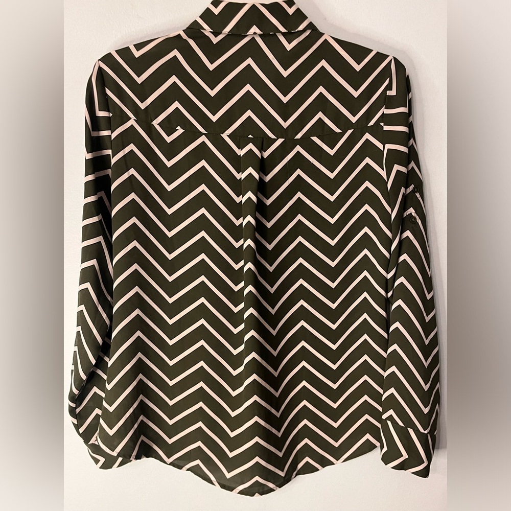 Express Button Down Blouse Size Small Loose Fit F… - image 5